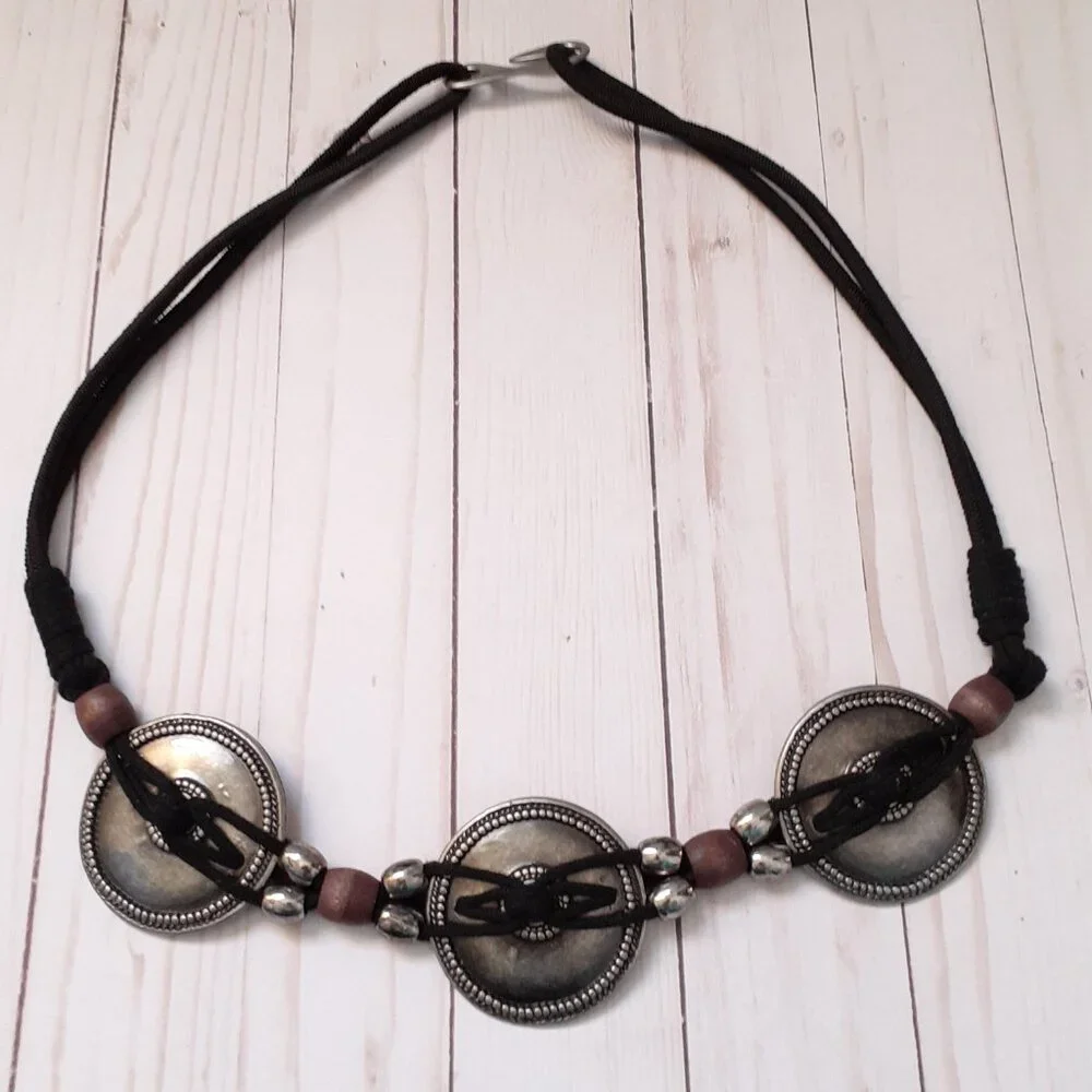Vintage 80s Medallion & Bead Elastic Cord Belt Black Silvertone